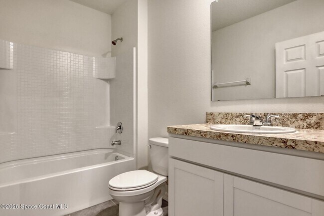 Building Photo - 1422 McFarland Dr