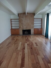 Building Photo - Duplex for RENT!