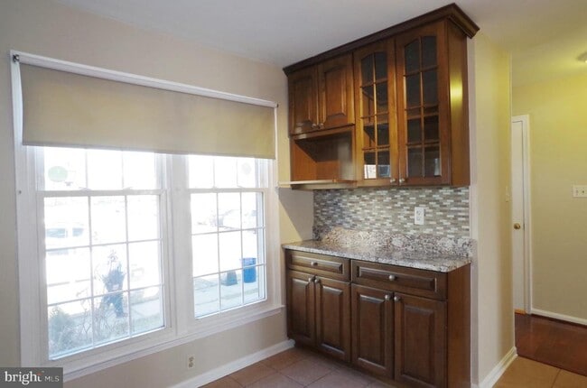 Building Photo - 4492 Ruggles Ct