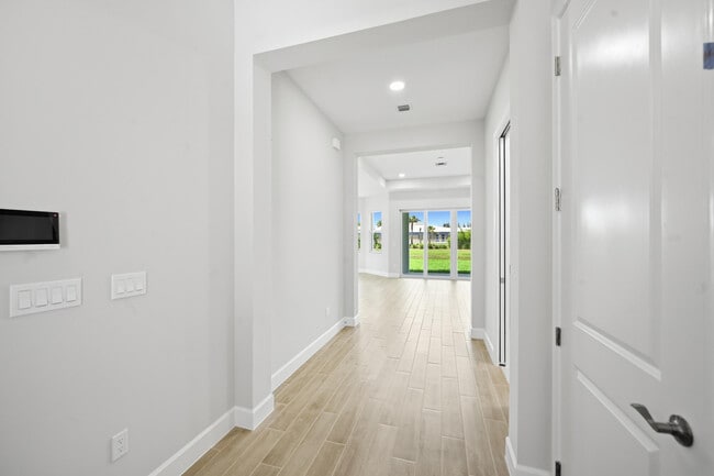 Building Photo - 13955 Spruce Pne Dr