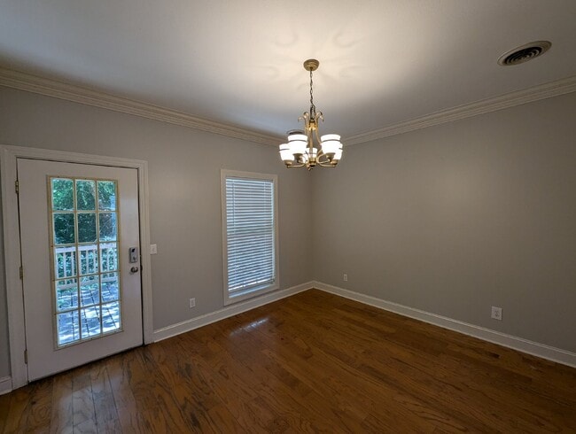 Building Photo - 117 Twin Gates Drive