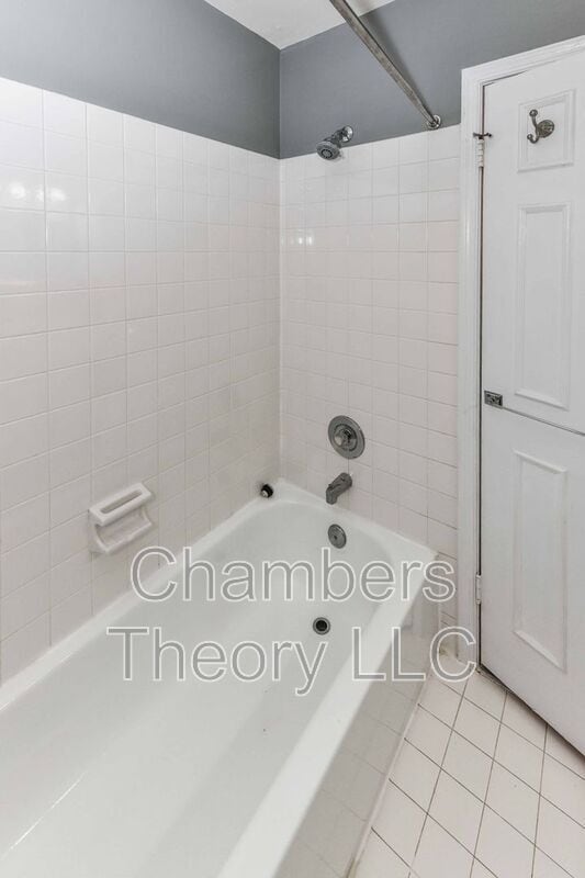 Building Photo - 2109 Kings Mill Ct