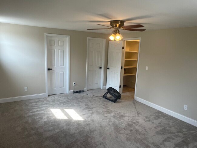 Building Photo - 8579 Renford Ct