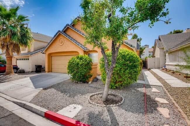 Building Photo - Charming 3 Bedroom Home In Henderson !