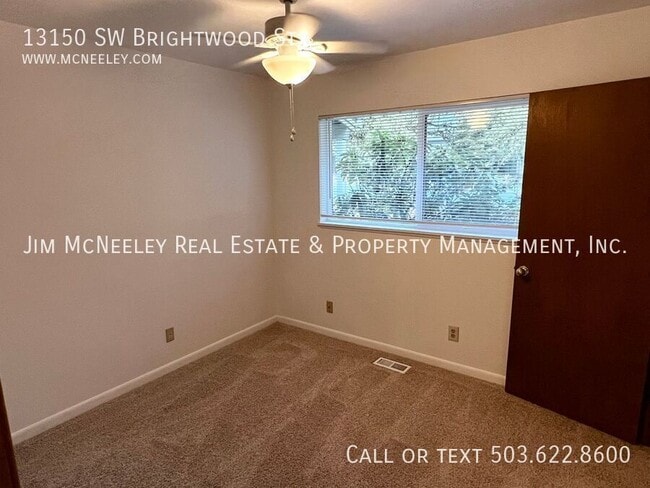 Building Photo - 13150 SW Brightwood St
