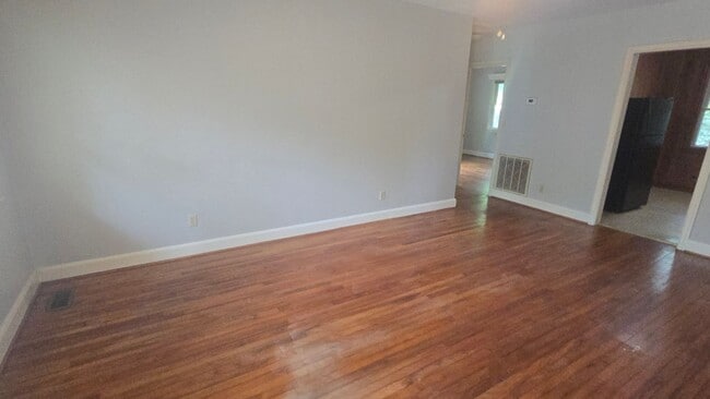 Building Photo - Forest Acres-Duplex