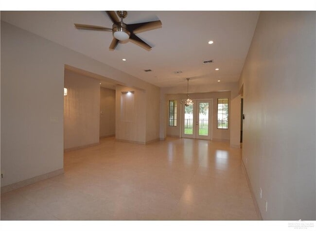 Building Photo - 3600 Denia Ct