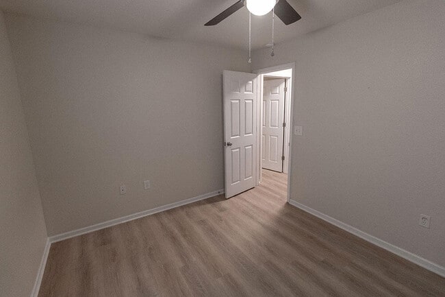 Building Photo - 1325 Godas Cir