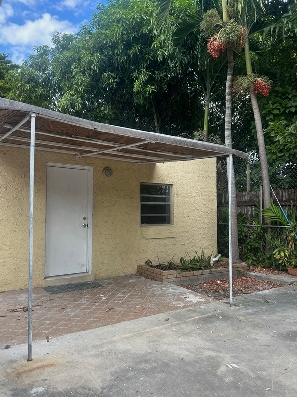 Building Photo - 485 NW 25th Ct