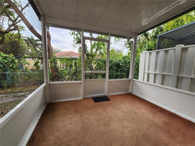 Building Photo - 5489 NW 90th Ave