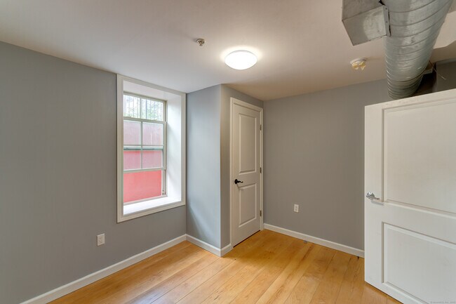 Building Photo - 59 Dixwell Ave