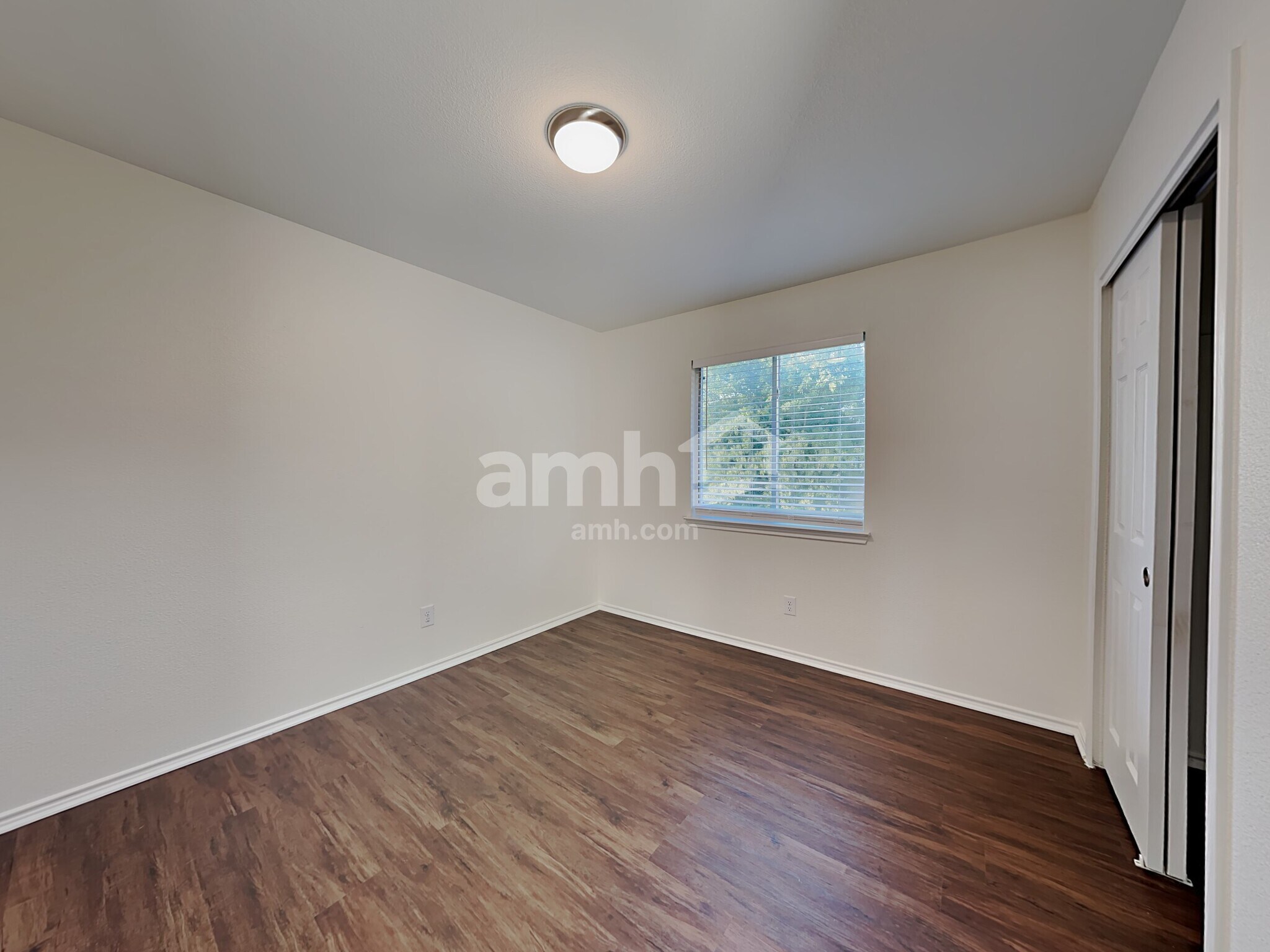 Building Photo - 10815 Canter Spur