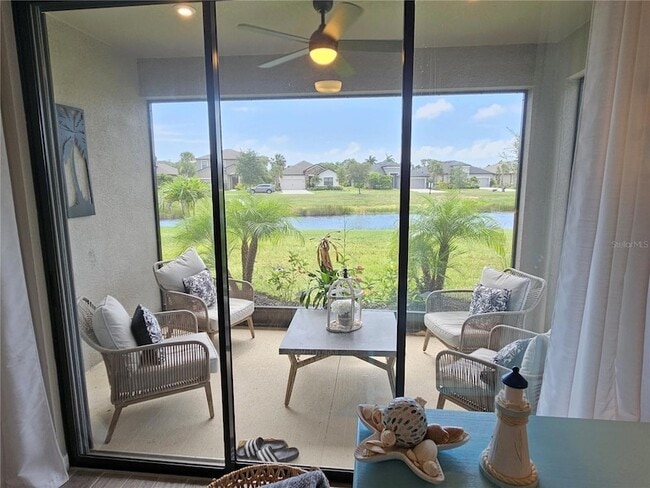 Building Photo - 15285 Shady Palms Ln