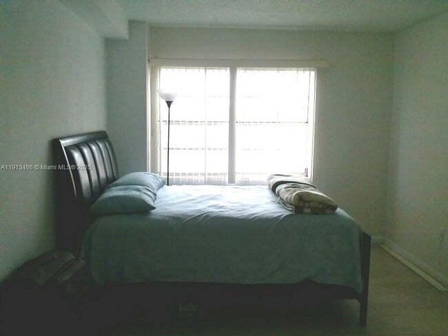 Building Photo - 10900 SW 104th St