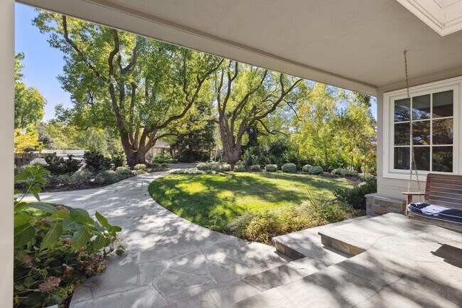 Building Photo - Beautifully Appointed Atherton Estate with Pool & Outdoor Entertaining