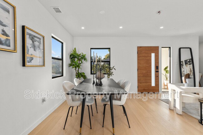 Building Photo - 1724 S Fairfax Ave