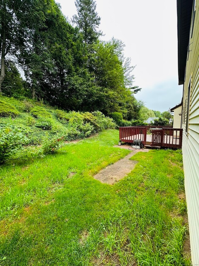 Building Photo - 61 Sandy Brook Dr