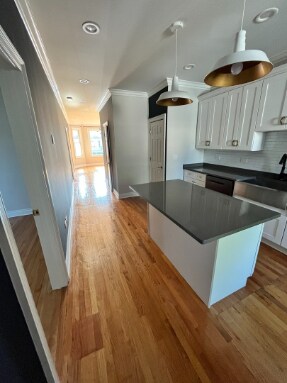 Building Photo - 2338 N Ridgeway Ave