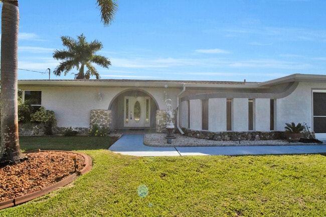 Building Photo - 4274 Gillot Blvd