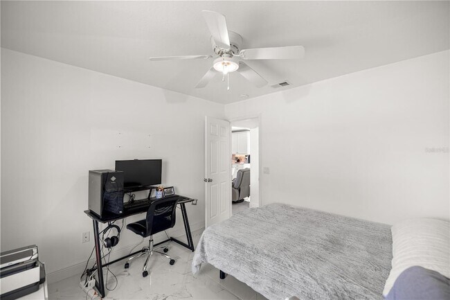 Building Photo - 7191 Hemlock Rd