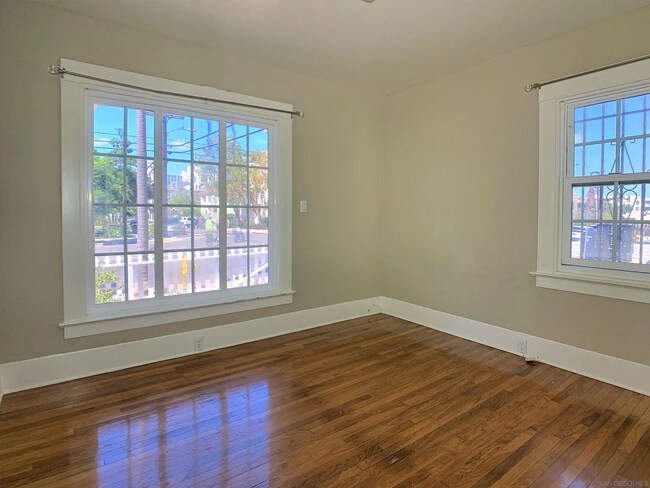Building Photo - Charming Home with Prime Location & Ample Living Space