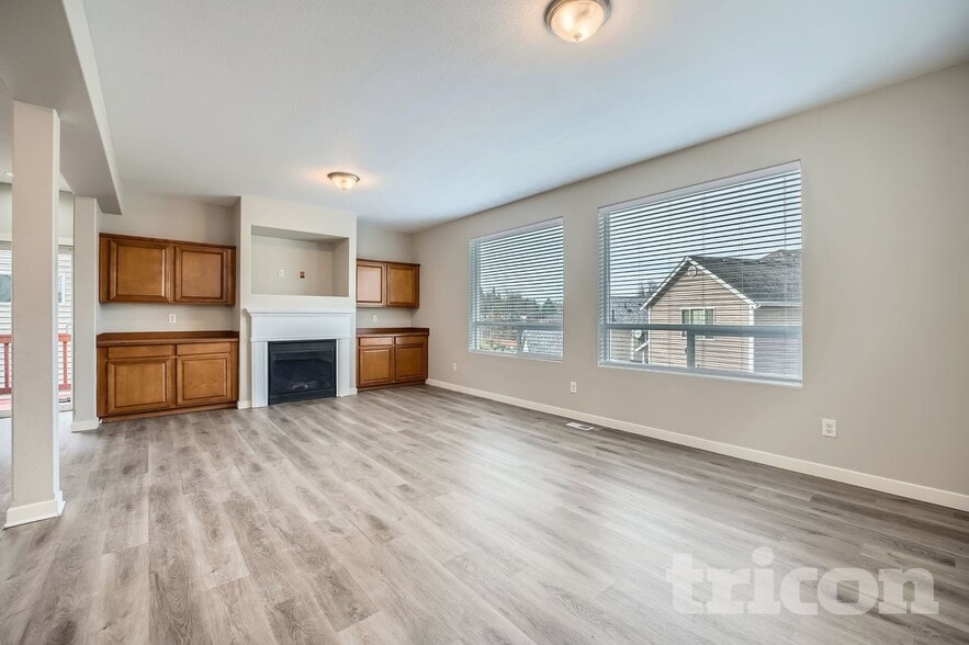 Building Photo - 2514 Chateau Dr