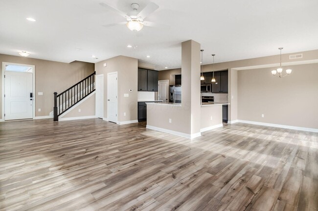 Building Photo - 5494 Dutch Ln