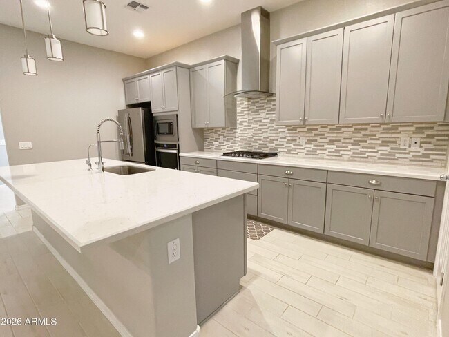 Building Photo - 13682 N 144th Ln