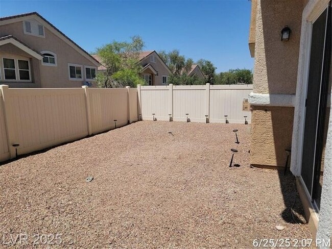 Building Photo - COMING SOON - Ready no later than the end of December!