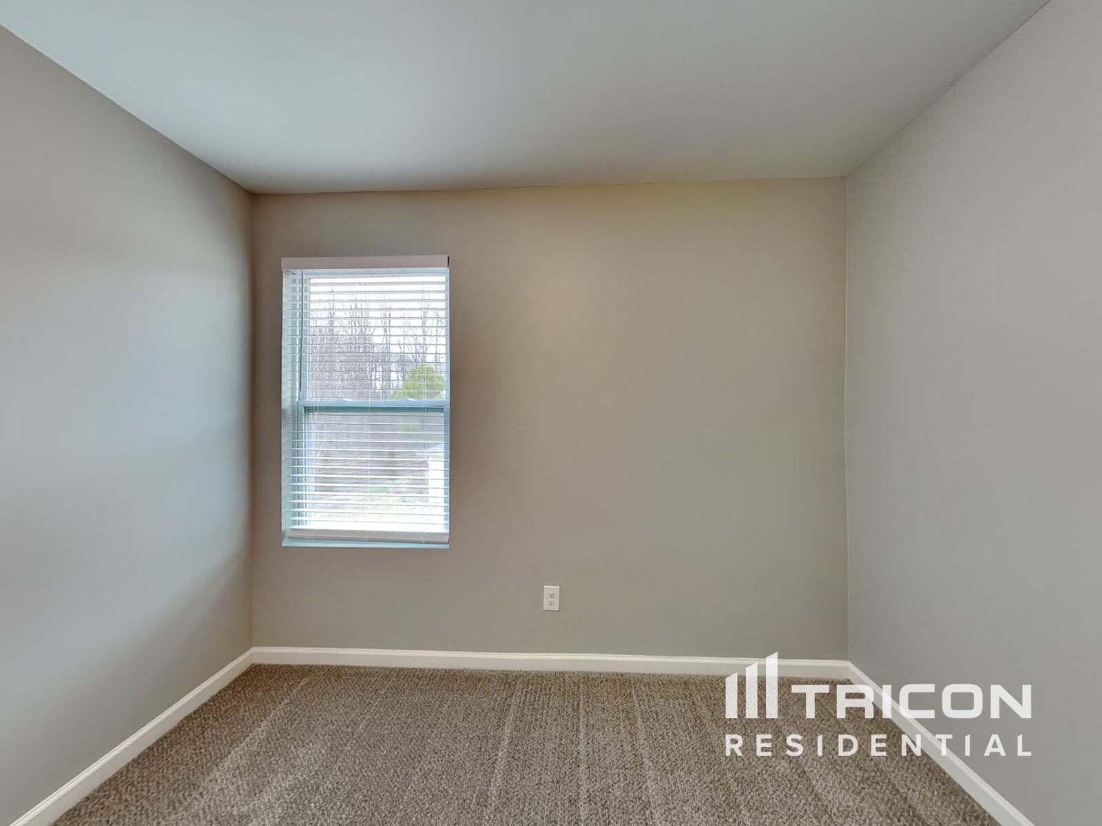 Building Photo - 918 Robys Pl