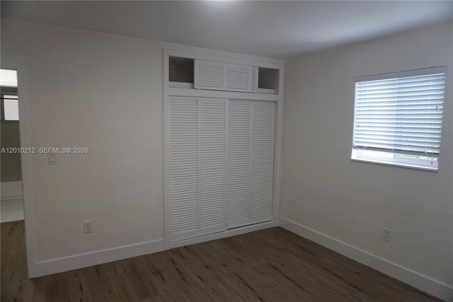 Building Photo - 11043 SW 79th Ave