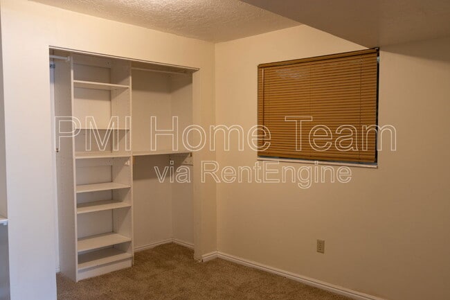 Building Photo - 5095 Taylor Ave
