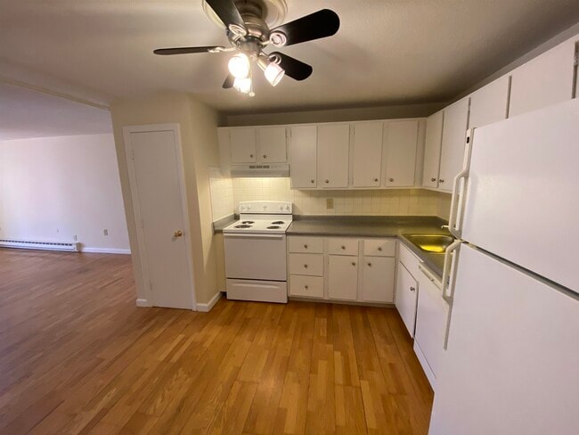 Building Photo - 29 Capron Rd