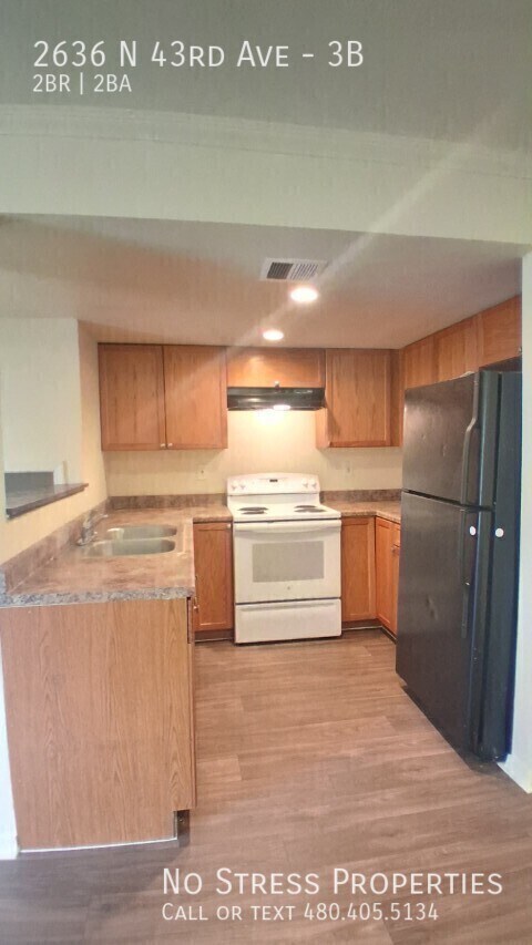 Building Photo - 2636 N 43rd Ave