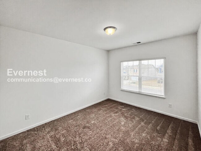 Building Photo - 3231 Briar Chapel Dr