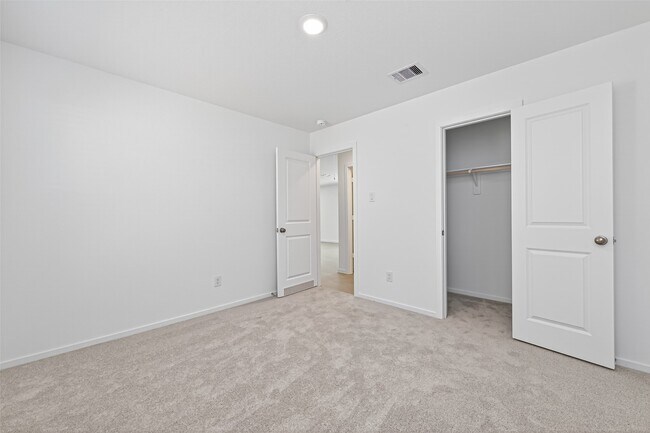 Building Photo - 18031 Valle Cupa Ln