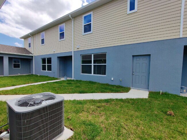 Building Photo - 5106 Sea Mist Ln