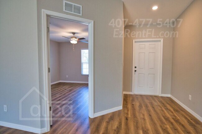 Building Photo - 5204 S San Mateo Dr