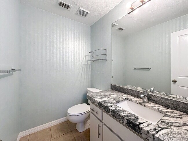 Building Photo - 9122 Rockrose Dr