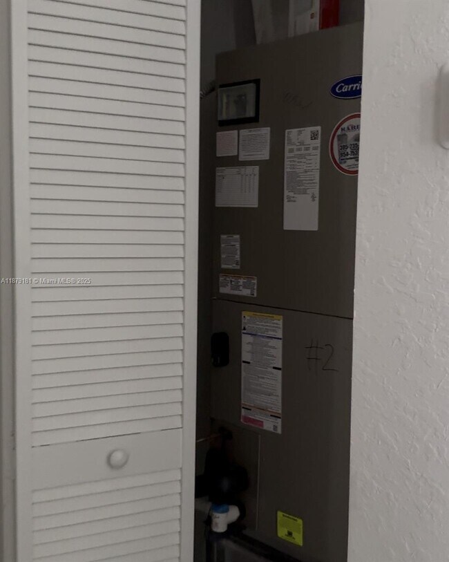 Building Photo - 2415 SE 23rd Rd