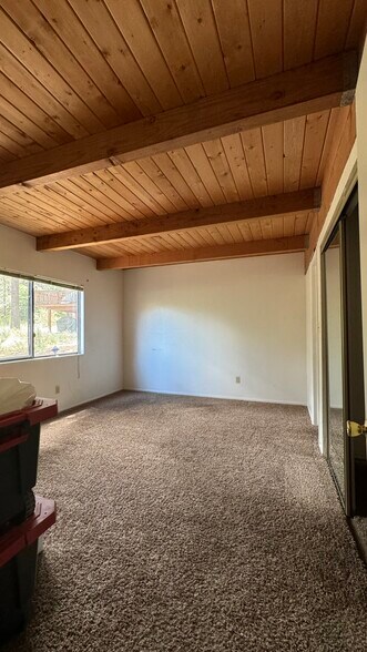 Building Photo - 2320 Cypress Way