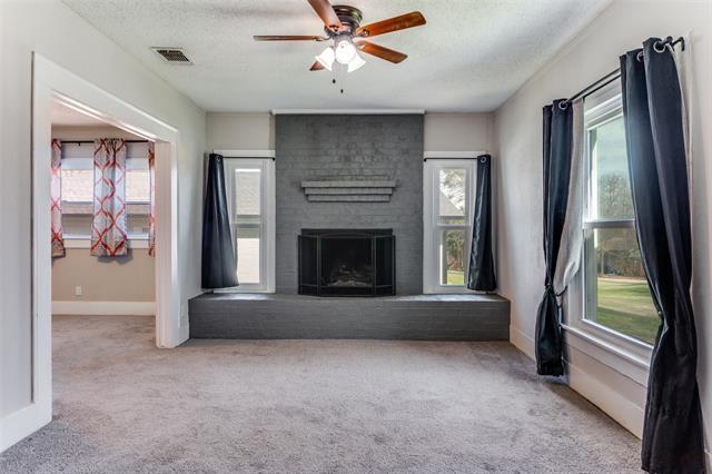Building Photo - 826 Mirike Dr