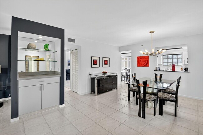 Building Photo - 15718 Loch Maree Ln