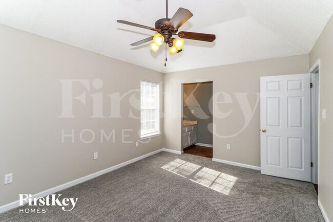 Building Photo - 5539 Lacey Cove