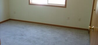 Bedroom 1 - PLUM VILLA