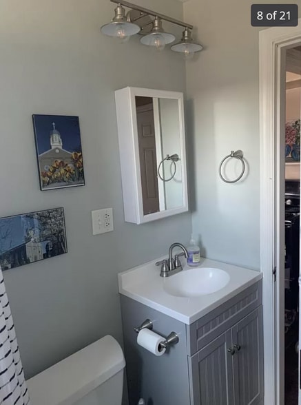 Bathroom - 437 Claranna Avenue