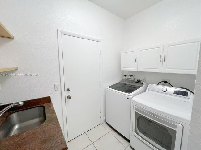 Building Photo - 15868 NW 4th St