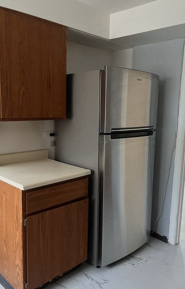 Building Photo - 9517 S Merrion Ave