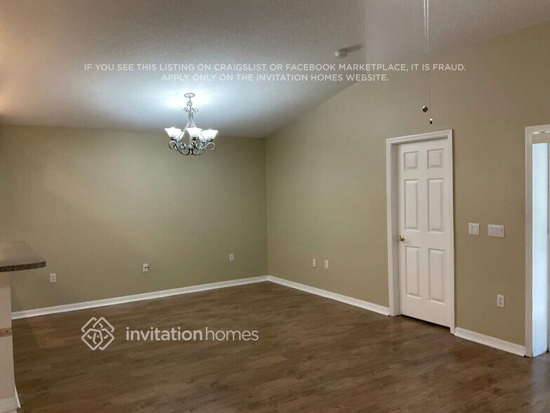 Building Photo - 660 Anclote Dr