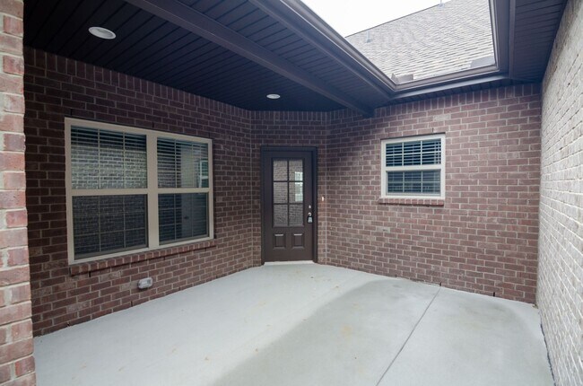Building Photo - 2045 Moultrie Cir